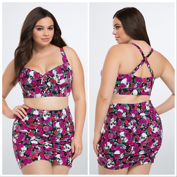 TORRID skulls roses Day of the Dead floral bikini swimsuit set, 0X, L, 12. - Picture 3 of 8